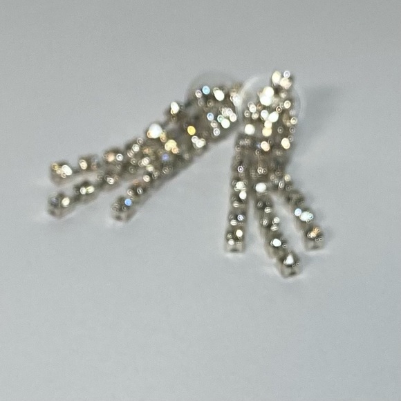 Chandelier crystal silver tone drop women earrings. Used - Picture 1 of 5